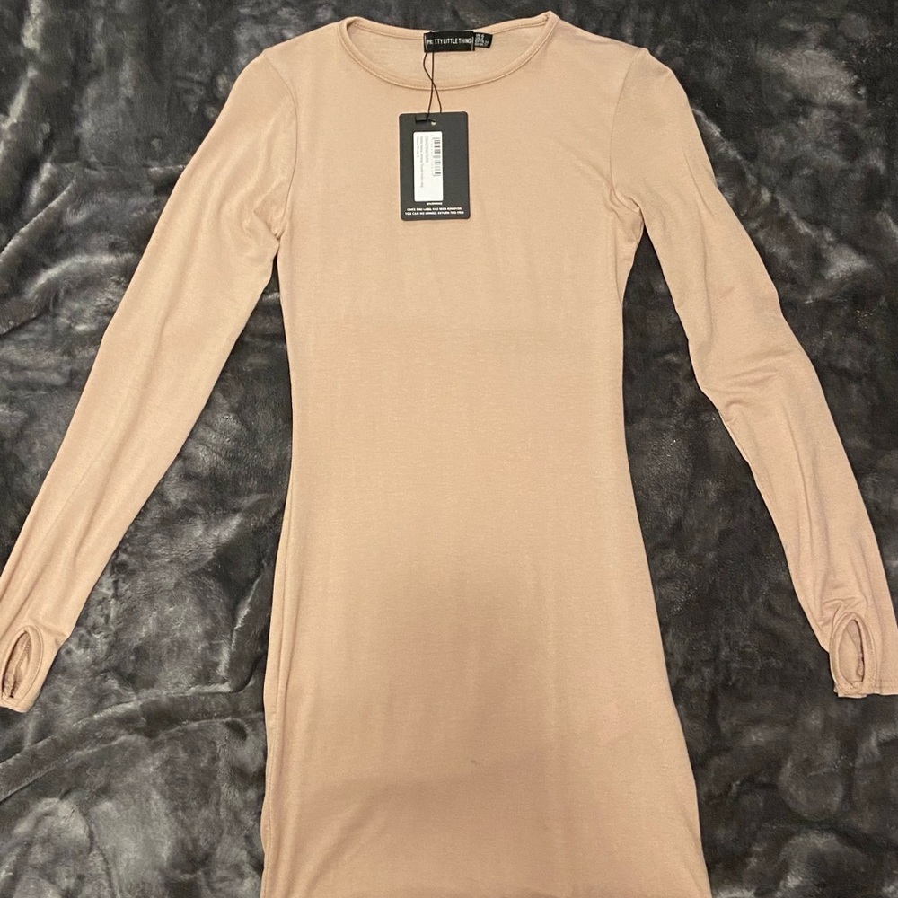 Basic Bodycon Dress - Picture 1 of 2